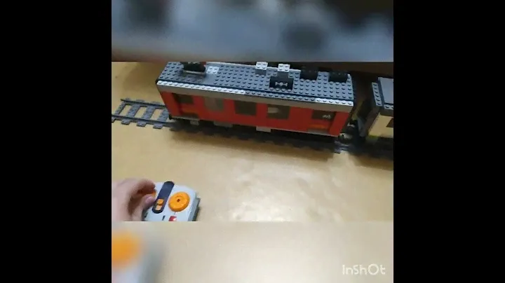 Модель электропоезда "Эр2" из лего
